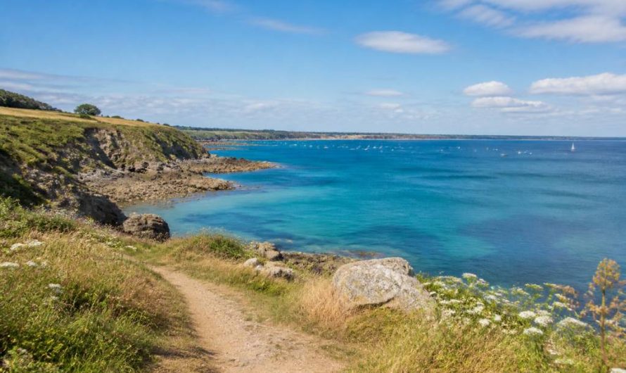 Bretagne wetter im august: klima, temperaturen und reisetipps