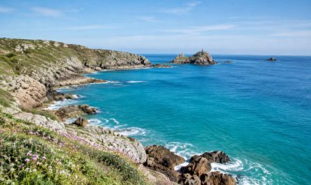 Bretagne regionen karte: landschaften, sehenswürdigkeiten und reisetipps im überblick